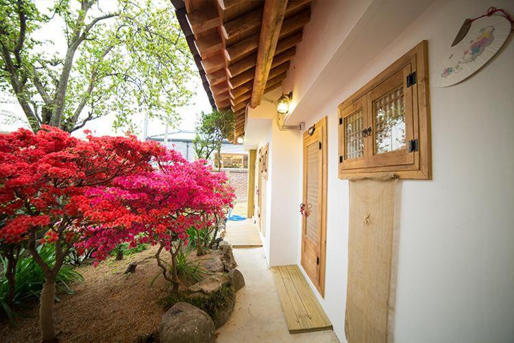 Hotel Taejomaru Jeonju Exterior foto